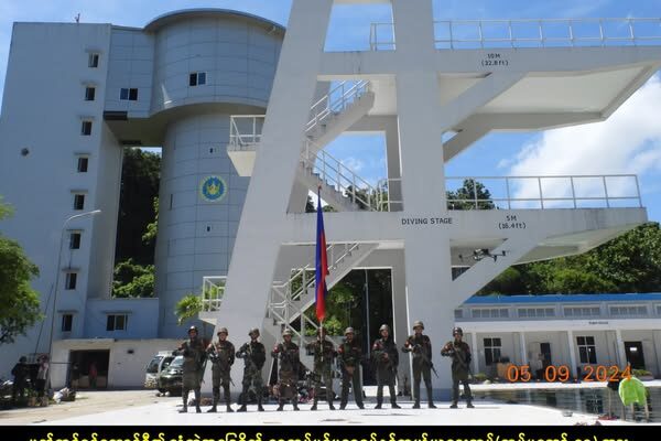 သိမ်းပိုက်ခံထားရတဲ့ မောင်တော ကို နေဗီကနေ ကင်းထောက်လေယာဉ်တွေ လွှတ်ပြီး ကင်းထောက်နေ