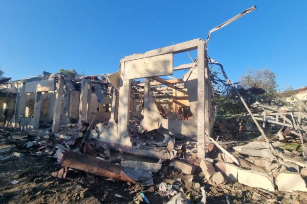 နိုင်ငံတကာလူ့အခွင့်ရေးနေ့ မှာ ရခိုင်ကို ဗုံးကြဲ လူ ၃၀ ကျော် အစုလိုက် အပြုံလိုက်သေဆုံးခဲ့ရခြင်း