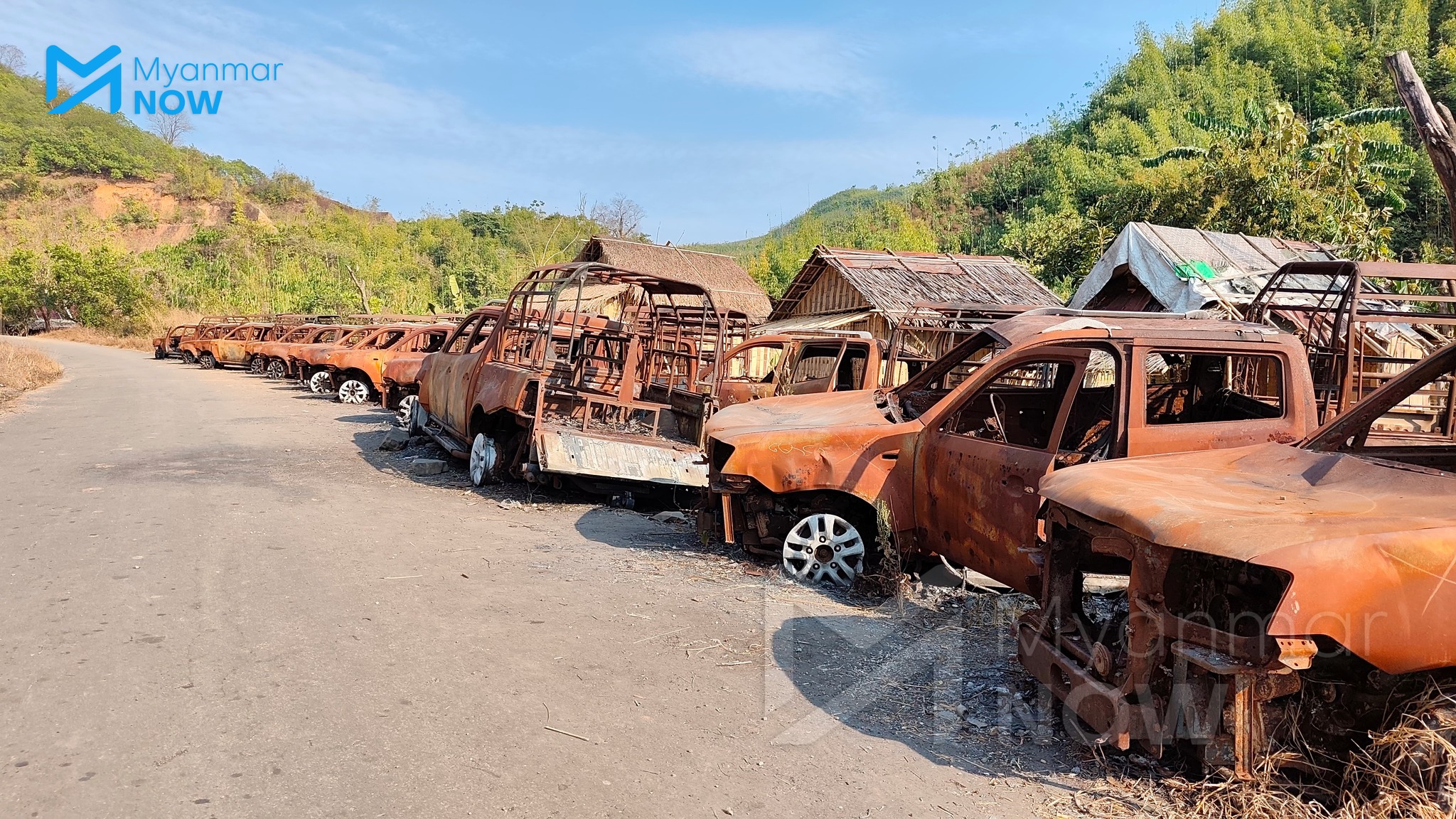 စစ်ကောင်စီ စစ်ကြောင်း နှစ်ခု ၊ နတ်ရေကန် တောင်ကို ထိုးစစ်ဆင်လာ